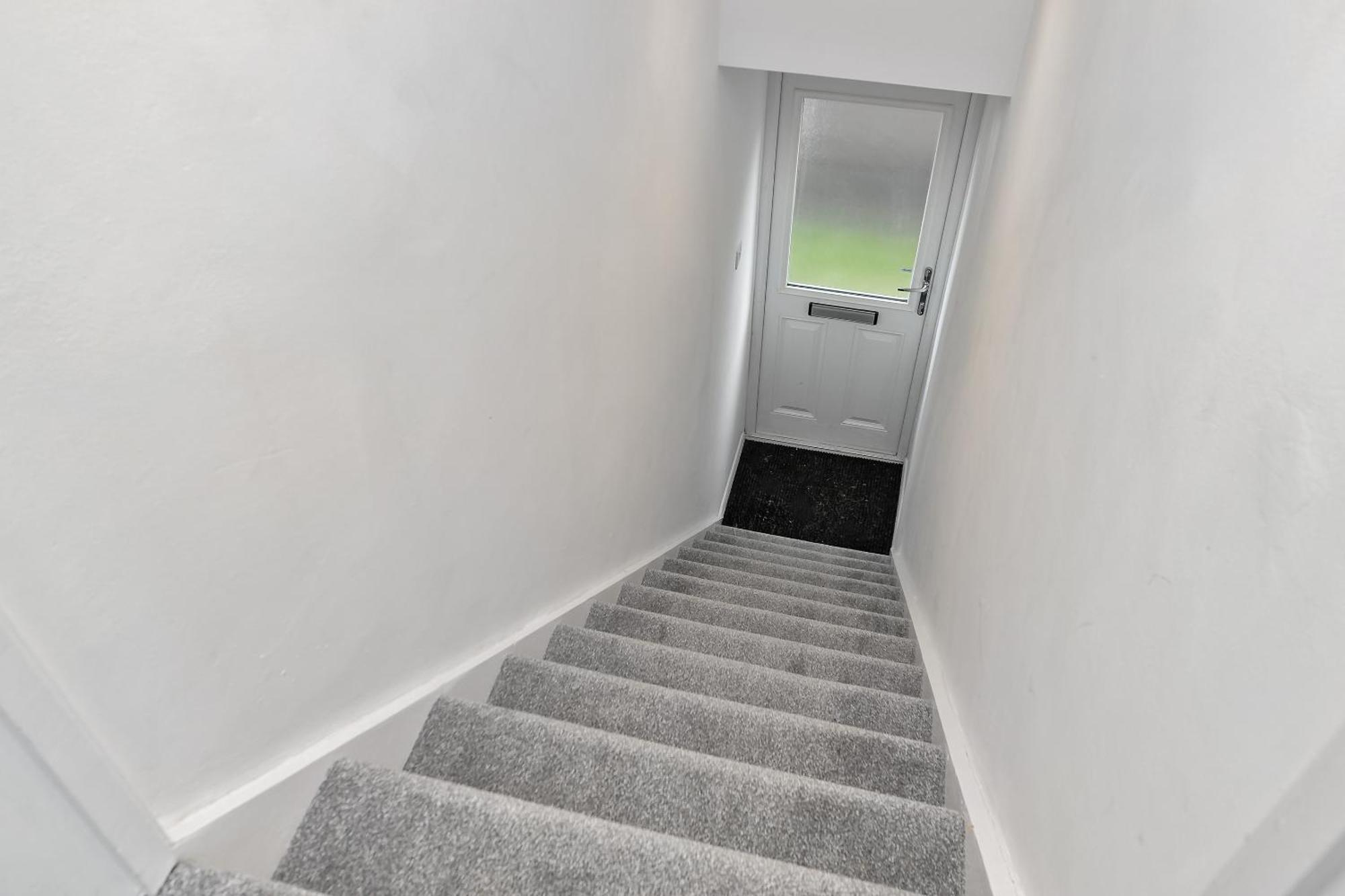 Supreme Luxury Apartment-close To Airport-free Parking Apartment *